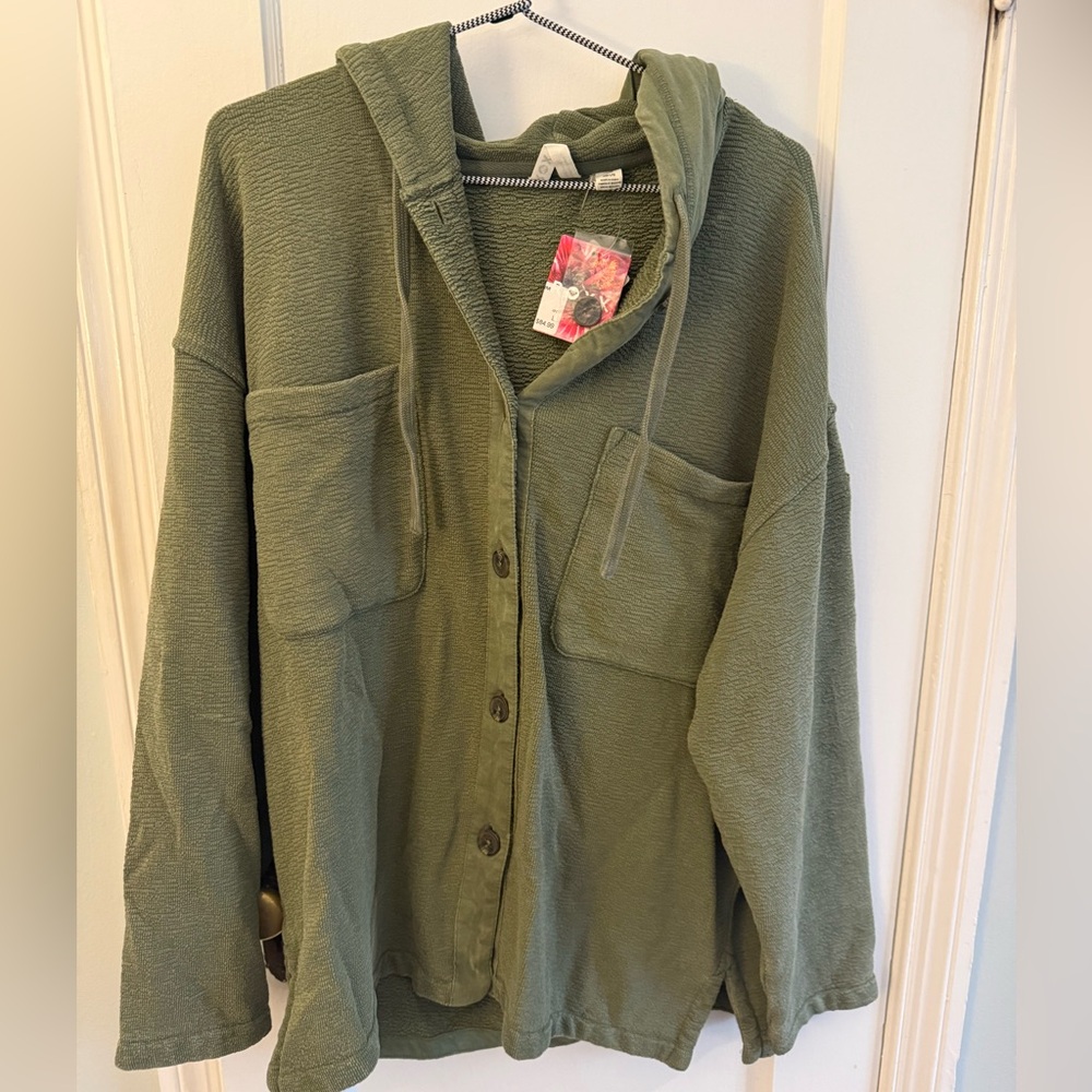 NWT Roxy olive green button up shacket large